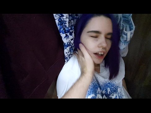 ❤️ Fannt meng Schwëster am Kleederschaf an huet hatt gehollef ☑ Pornovideo op lb.passenger33.ru